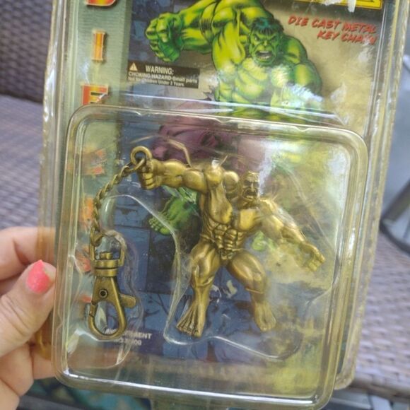 Vintage NIB Hulk Metal Keychain Backpack Hanging Charm - Picture 4 of 7